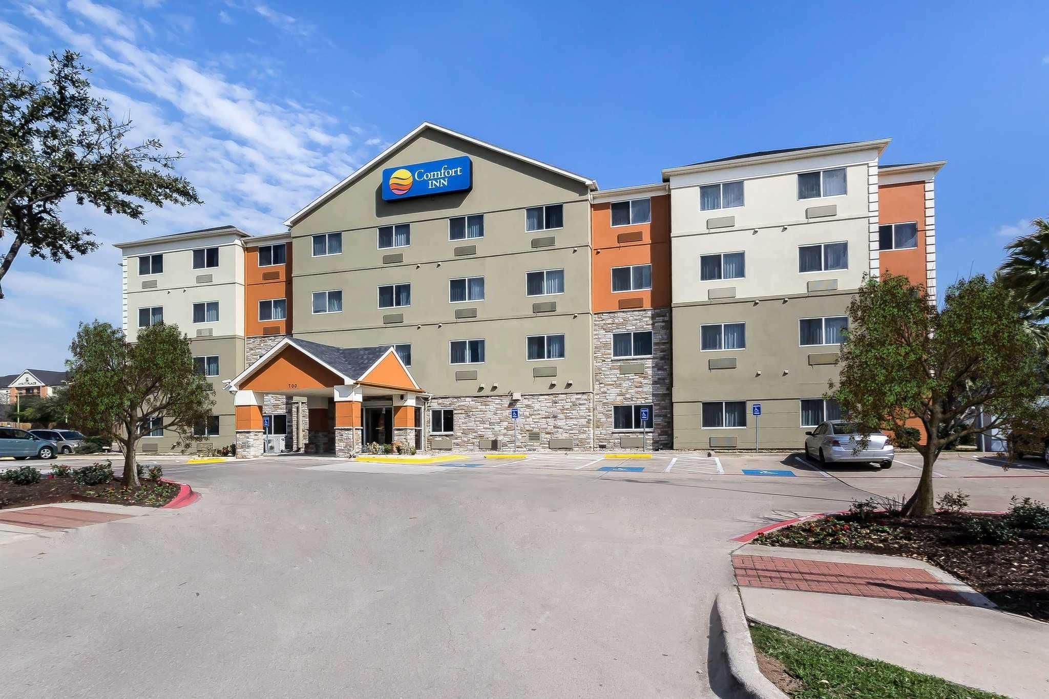 Comfort Inn & Suites Austin Exterior photo