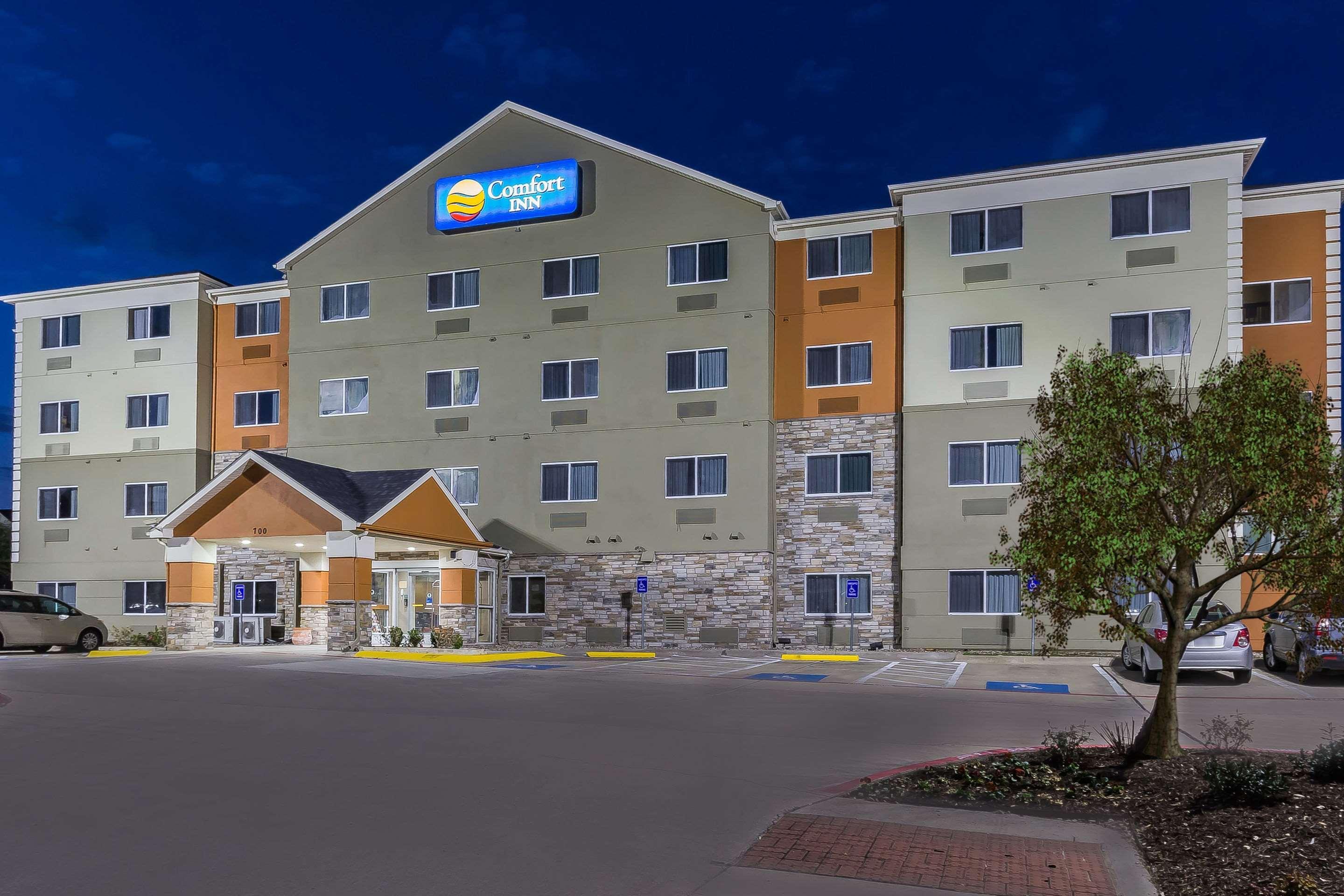 Comfort Inn & Suites Austin Exterior photo