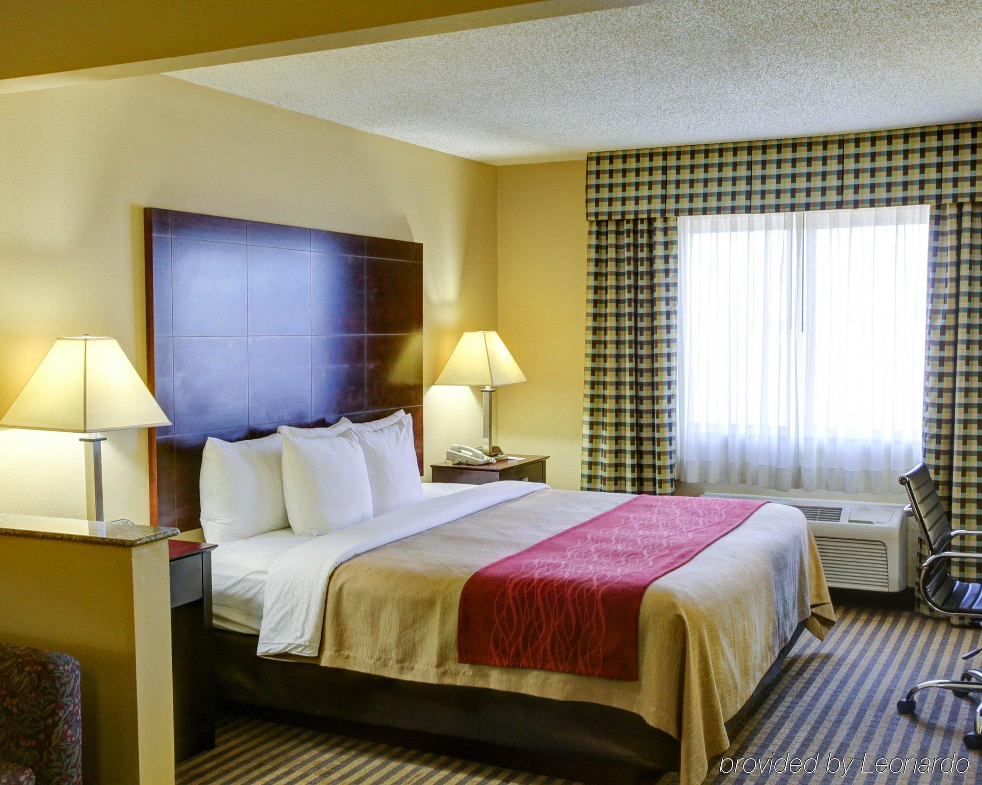 Comfort Inn & Suites Austin Exterior photo