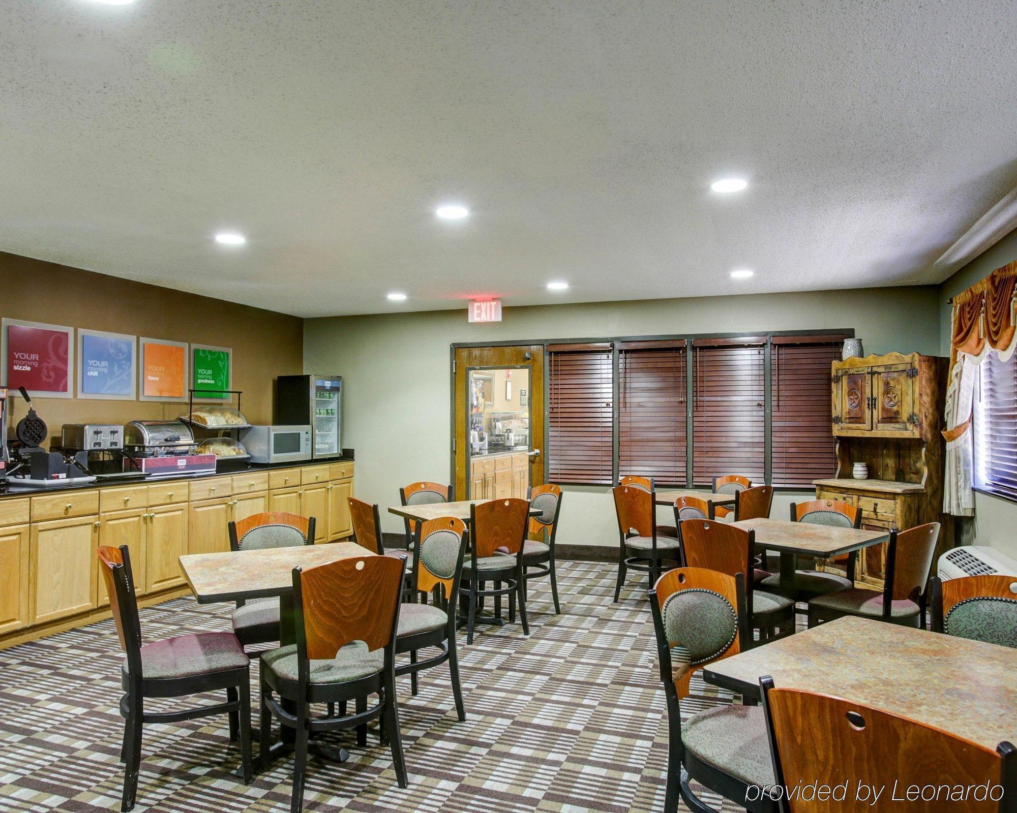 Comfort Inn & Suites Austin Exterior photo